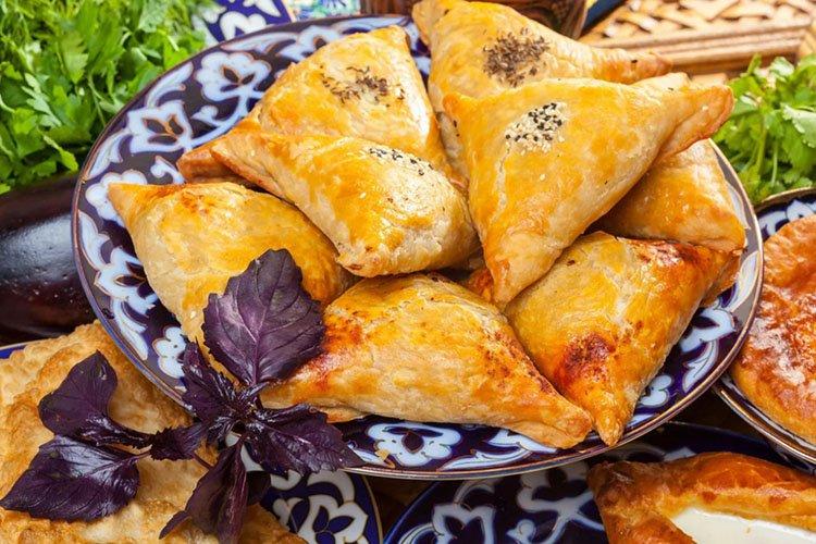 Pâtes feuilletées à la viande - recettes