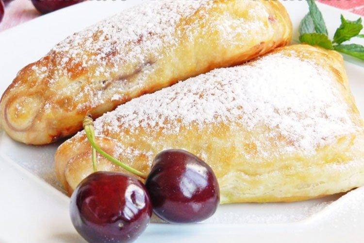 Tartes feuilletées aux cerises - recettes