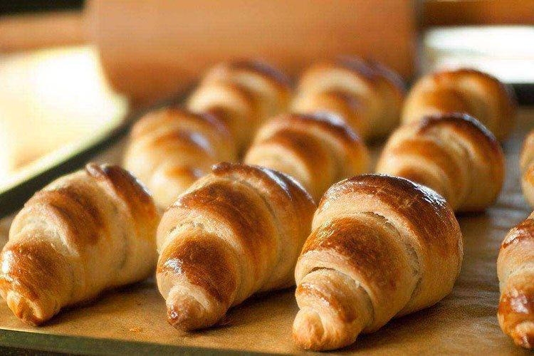 Pâtes feuilletées au fromage cottage et aux abricots secs - recettes