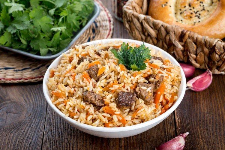 Pilaf de porc classique au chaudron - recette