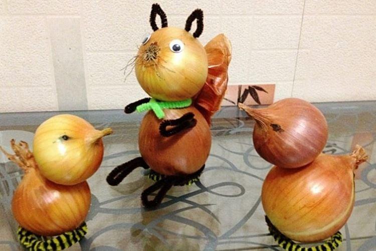 Ménagerie d'oignons - Artisanat à base de légumes pour la maternelle