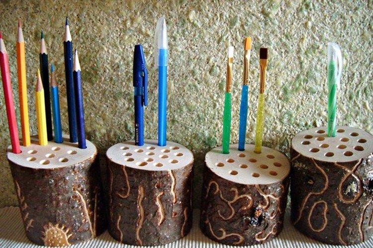 Support en bois pour la papeterie - Bricolage à partir de toutes sortes de choses