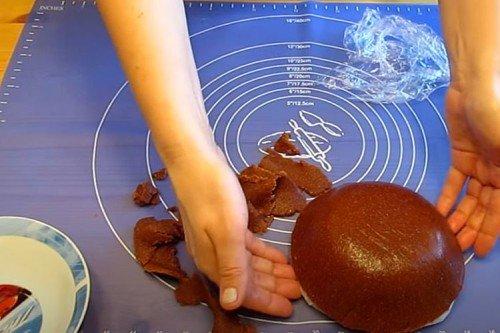 Maison ronde en pain d'épice DIY - recette étape par étape