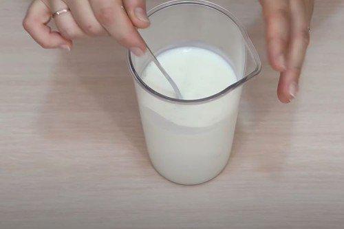 Crêpes de grand-mère au kéfir - une recette étape par étape