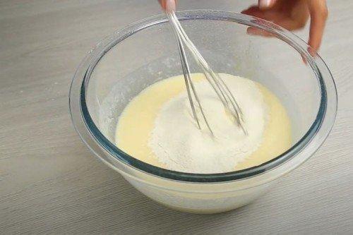 Crêpes luxuriantes sur kéfir chaud - une recette étape par étape