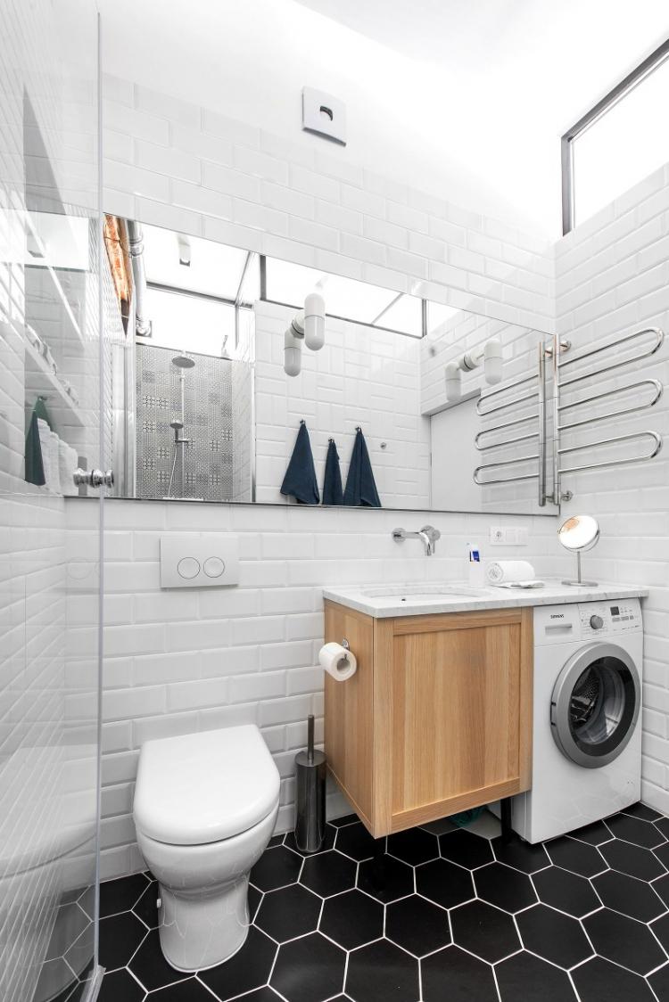 Évier au-dessus de la machine à laver - photo