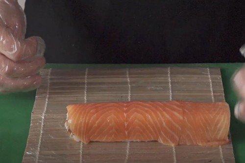 Rouler Red Dragon à la maison - une recette étape par étape