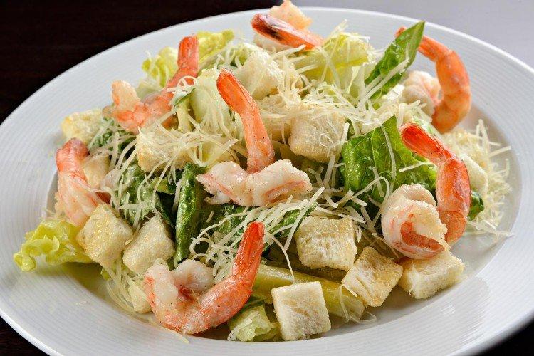 Salade César au citron et crevettes - recettes