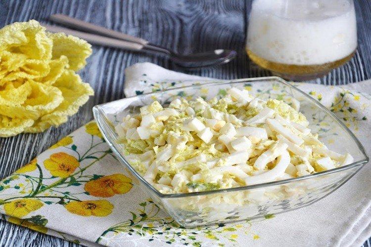 Salade de calamars, oeuf et chou chinois - recettes