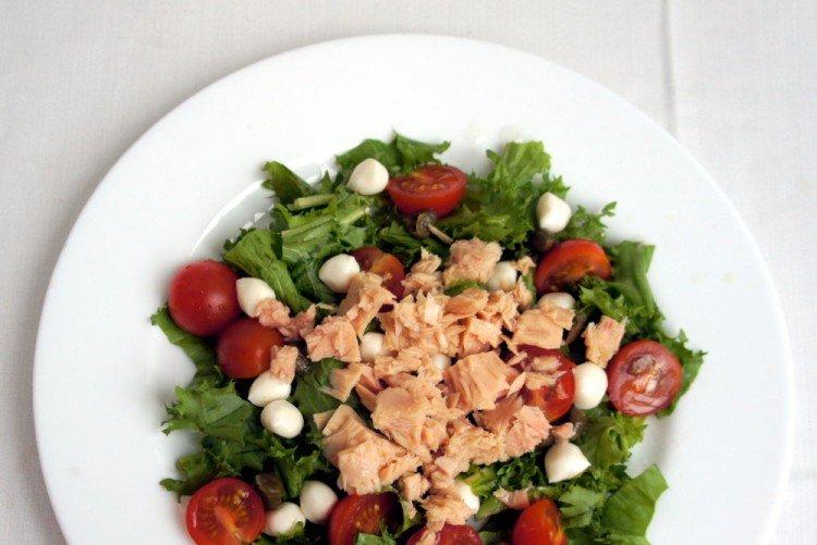 Salade de thon et mozzarella en conserve - recettes