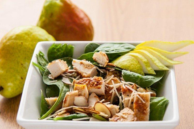 Salade de poulet fumé et poires - recettes