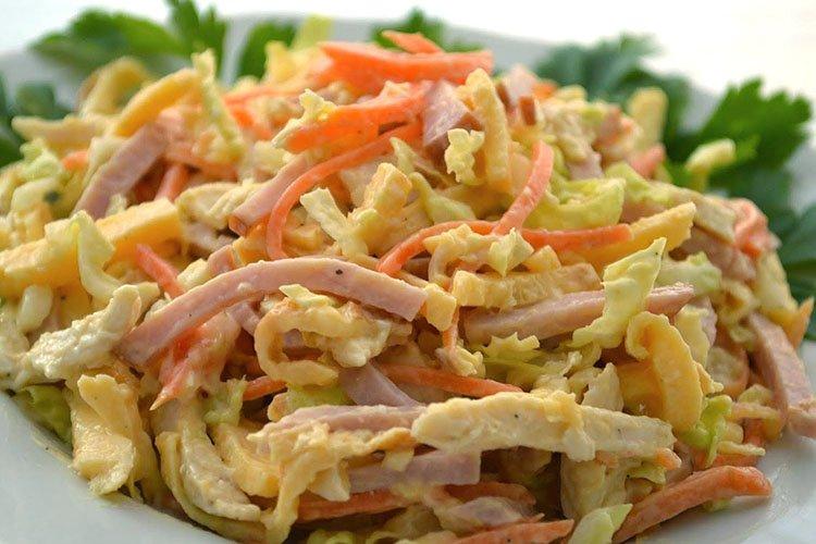Salade de carottes coréennes, poulet et chou chinois - recettes