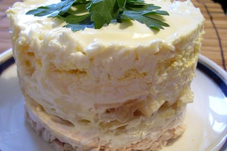 Salade de poulet et pommes - Salades de mayonnaise pour les recettes du Nouvel An 2021
