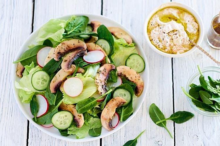 Salade aux champignons, concombres et radis - recettes