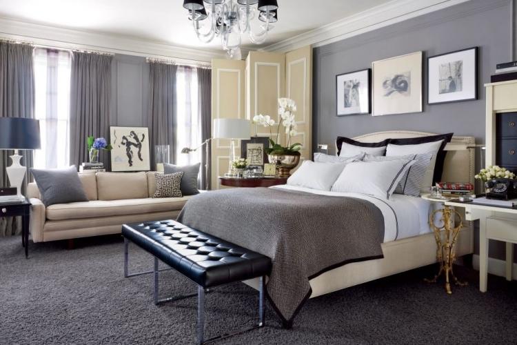 Couleur grise à l'intérieur de la chambre