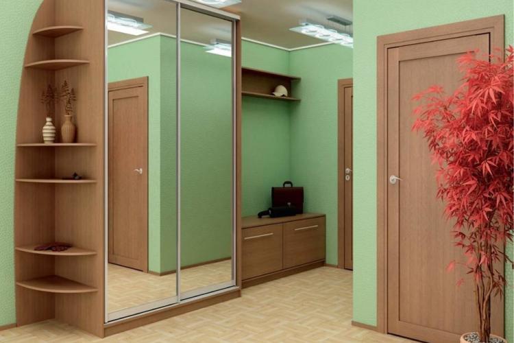 Armoire coulissante dans le couloir - modèles et photos