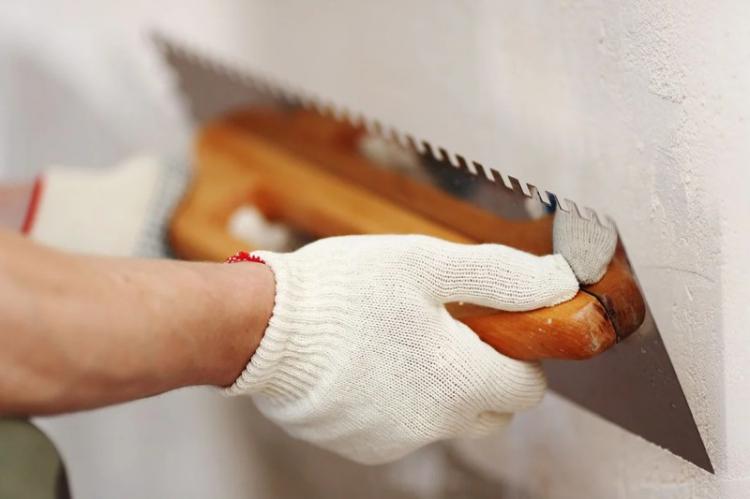 Mastic et plâtre - quelle est la différence