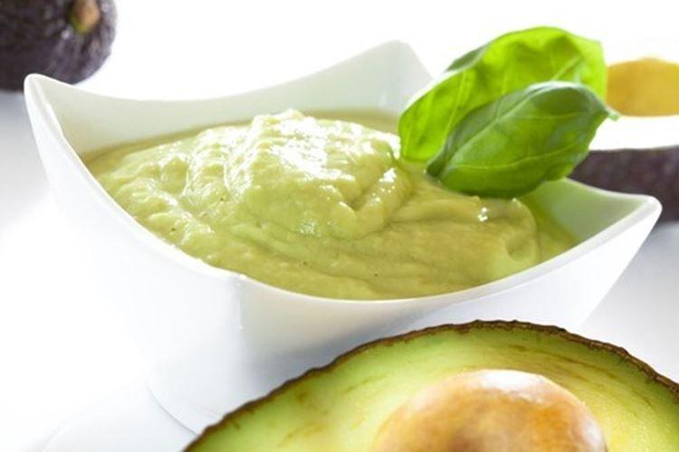 Sauce à la crème sure à l'avocat - recettes