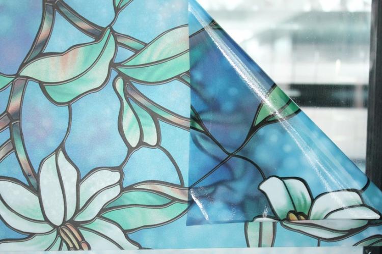 Coller avec du papier d'aluminium - Cloisons en verre dans l'appartement