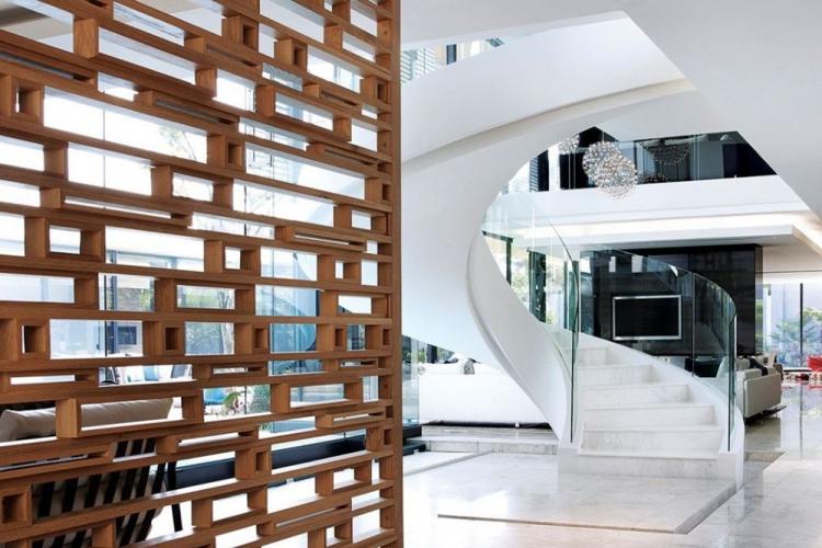 Verre et autres matériaux - Cloisons vitrées dans l'appartement