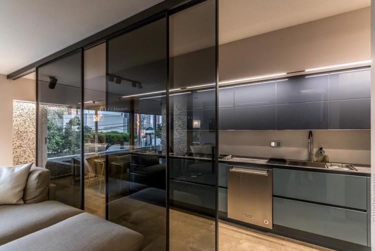 Cloisons vitrées dans la cuisine - Design d'intérieur