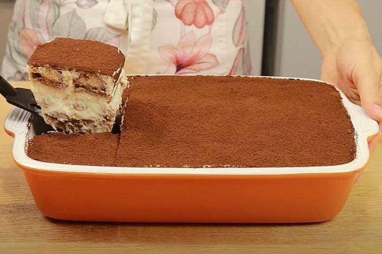 Tiramisu vanille à la maison - recette pas à pas avec photo