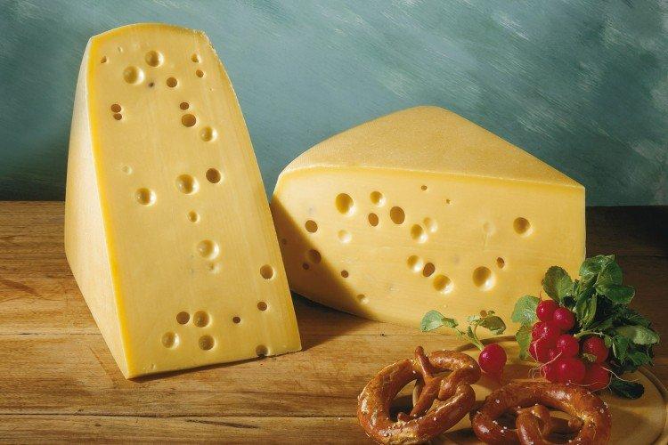 Emmental - Fromage à pâte dure suisse