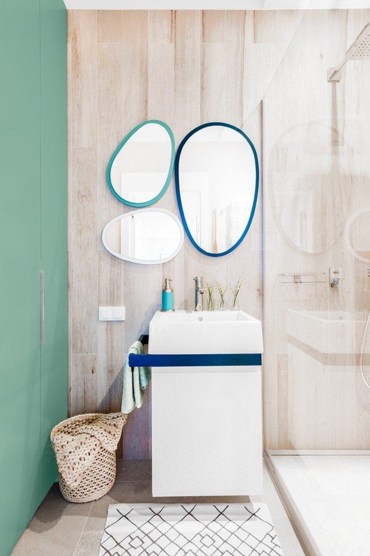 Conception de salle de bain de style scandinave - photo
