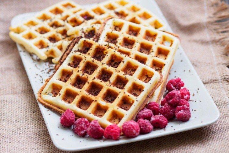 Gaufres viennoises classiques dans un gaufrier électrique - recettes