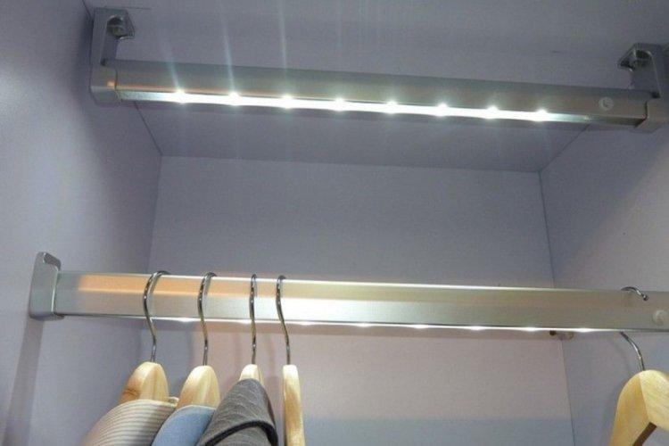 Eclairage - Armoire encastrée DIY