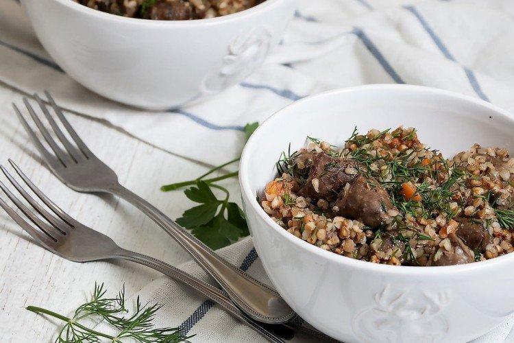 Sarrasin avec cœurs de poulet - Plats principaux pour des recettes de tous les jours