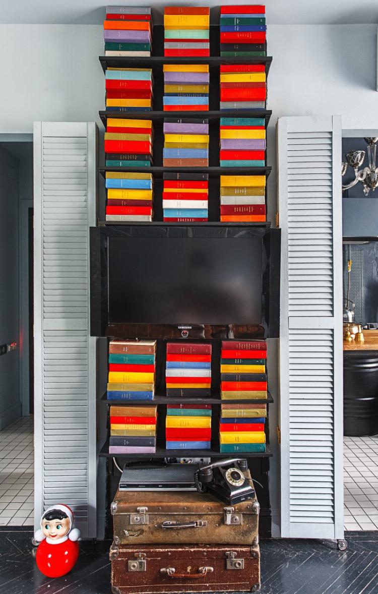 Intérieur lumineux d'un studio, 28 m².