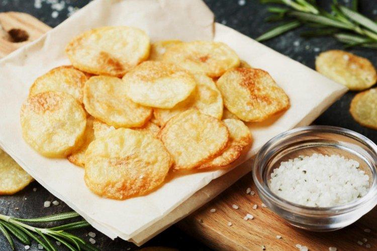 Chips au micro-ondes - Snacks à la bière à la maison