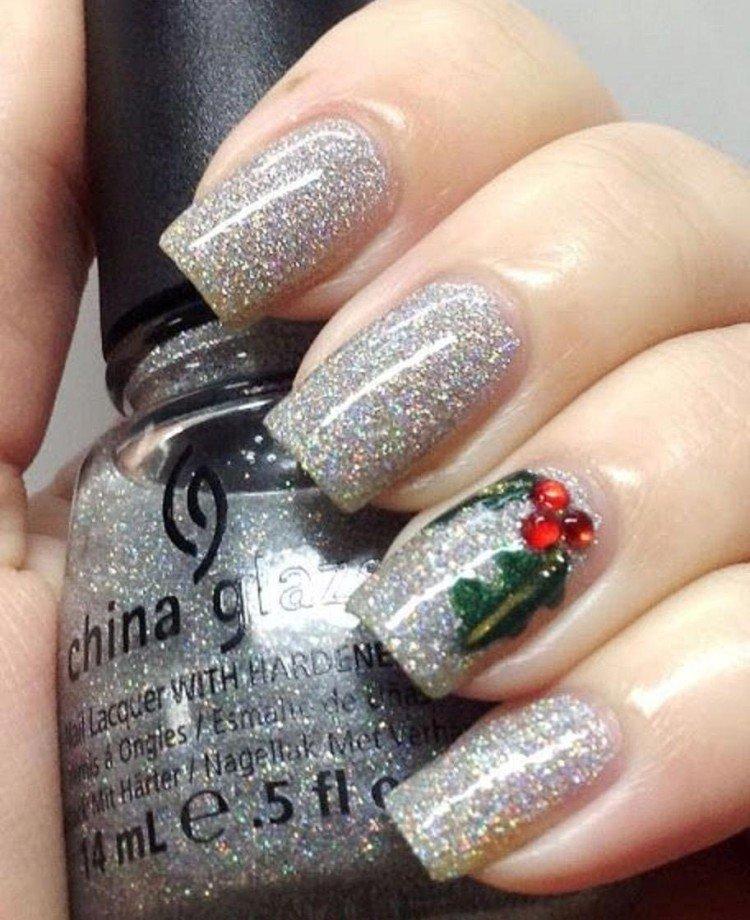 Manucure pailletée hiver 2020-2021